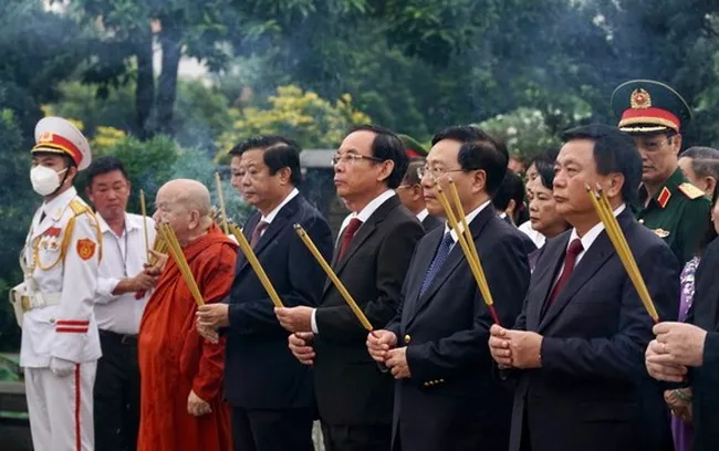Cố Thủ tướng Võ Văn Kiệt và những dấu ấn với TPHCM. Kỳ 2: “xé rào” cứu đói-đường dẫn mở cửa kinh tế 2