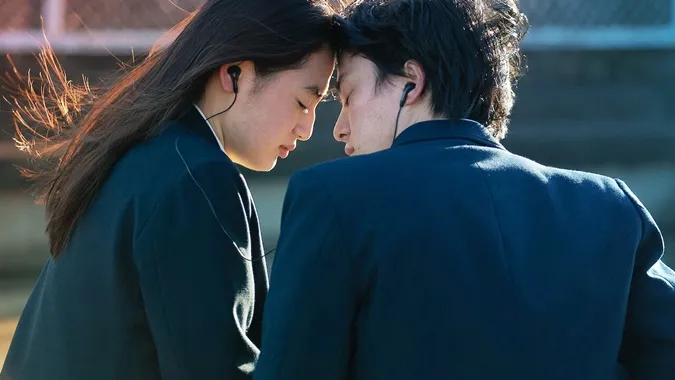 Vẻ đẹp lãng tử của Takeru Satoh - mỹ nam Nhật Bản gây thương nhớ trong phim First Love 2