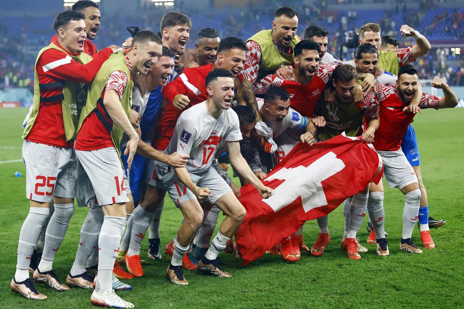 Hành trình vào vòng 1/8 World Cup 2022 của 16 anh tài: Tự hào châu Á