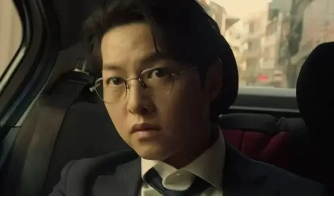 Thêm tình tiết khiến phim của Song Joong Ki bị chỉ trích 3