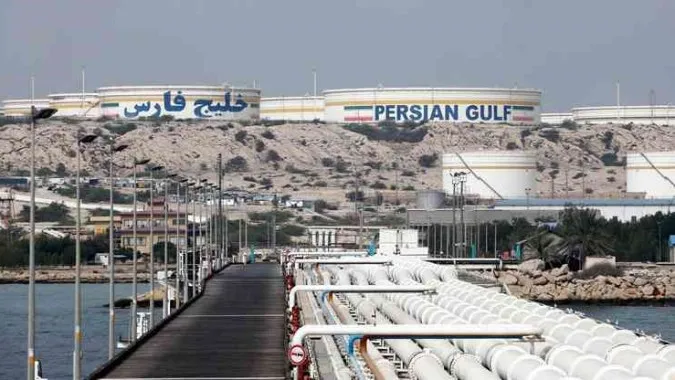 Iran tăng sản lượng hóa dầu trước các lệnh trừng phạt của Mỹ 1