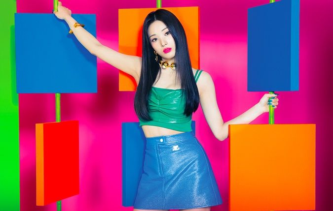 Qollarida jinsiy olatni bolgan yalangoch ayollar fotosuratlari