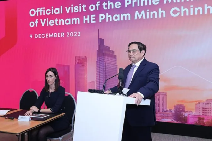Thủ tướng Phạm Minh Chính thăm và làm việc Sở Giao dịch Chứng khoán Luxembourg 1
