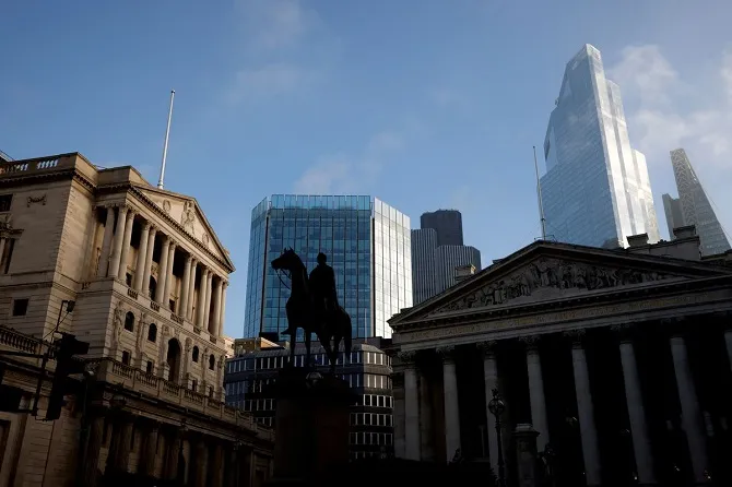 Ngân hàng Anh cảnh báo áp lực tăng cho các hộ gia đình và doanh nghiệp 1