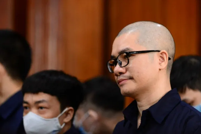 Bị cáo Nguyễn Thái Luyện tại tòa 