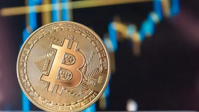 Giá Bitcoin hôm nay 14/12/2022: Tăng mạnh tiến đến 18.000 USD 3