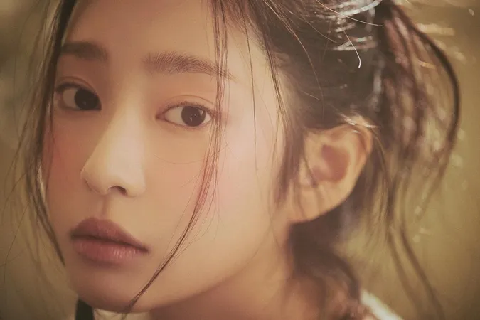 The Forbidden Marriage mở đầu với rating khả quan, Kim Min Ju gây sốt với tạo hình cổ trang 10