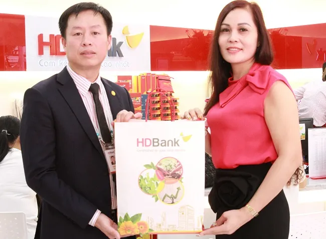 Tiếp tục mở rộng mạng lưới trên cả nước, HDBank phục vụ thêm hàng triệu khách hàng 2