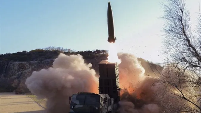 Triều Tiên thử nghiệm vũ khí chiến lược kiểu mới có “lực đẩy cao” 1