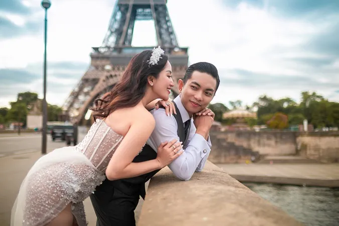 Trọn bộ ảnh cưới lãng mạn của Khánh Thi - Phan Hiển ở tháp Eiffel, ý nghĩa phía sau càng đặc biệt 1