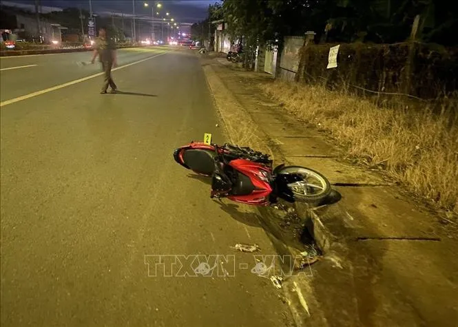 2 xe máy tông trực diện khiến 2 người tử vong tại Bình Phước 1