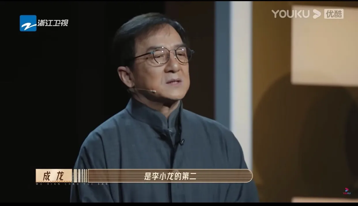 Thành Long chia sẻ với các học viên về kinh nghiệm của anh trong cuộc đời làm diễn viên