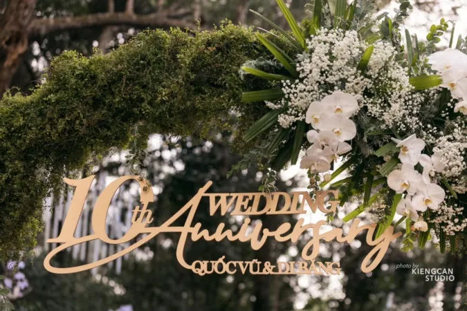 Đoàn Di Băng mạnh tay 'vun tiền' đầu tư lễ kỷ niệm 10 năm ngày cưới 2