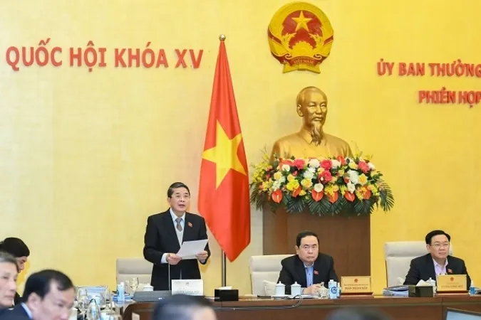 Phó chủ tịch Quốc hội Nguyễn Đức Hải điều hành phiên họp