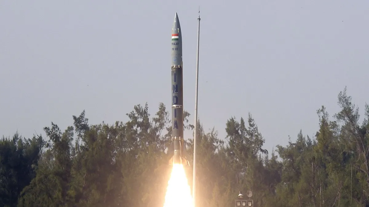 Tin thế giới sáng 26/12: Ấn Độ phê chuẩn mua tên lửa đạn đạo; nhiều trạm biến áp ở Mỹ bị tấn công