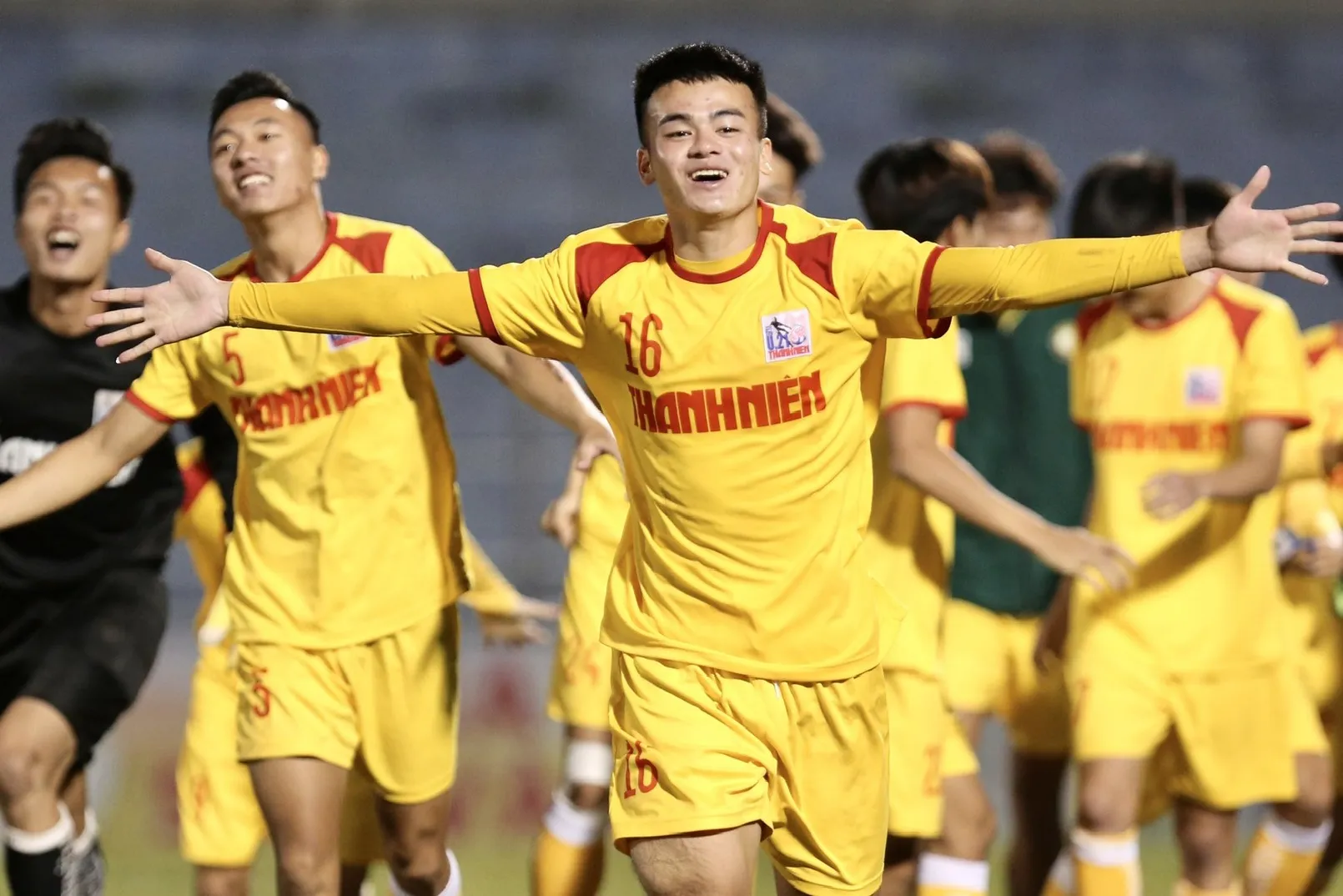 U21 Quốc gia 2022: Gia Định sai quy định, xác định 4 đội vào bán kết