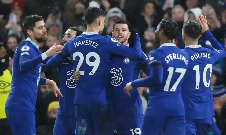 MU phả hơi nóng lên Tottenham, Chelsea ngắt mạch thua