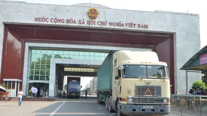 Từ 8/1/2023, Trung Quốc bỏ xét nghiệm Covid-19 với hàng hóa tại cửa khẩu 1