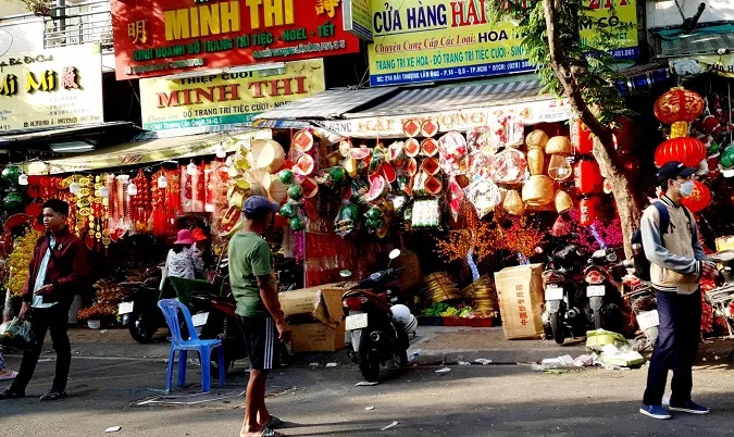 Thị trường sản phẩm trang trí Tết năm nay có gì mới? 5