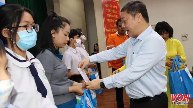 “Vòng tay yêu thương” giúp trẻ em mồ côi vượt qua khó khăn về tinh thần, vật chất 2