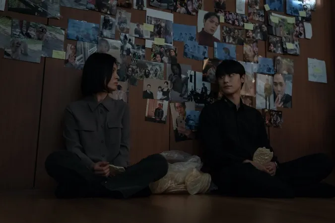 Review The Glory (phần 1): Màn lột xác của Song Hye Kyo có thỏa mãn như kỳ vọng? 25