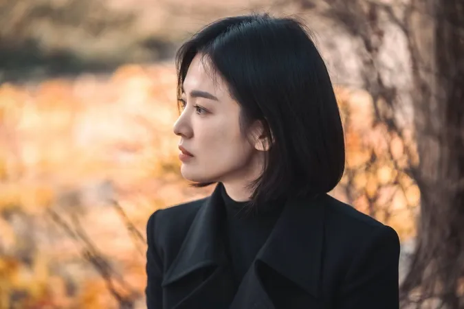Review The Glory (phần 1): Màn lột xác của Song Hye Kyo có thỏa mãn như kỳ vọng? 7