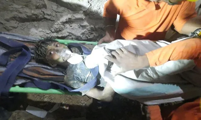 Những vụ giải cứu trẻ em rơi hố sâu trên thế giới