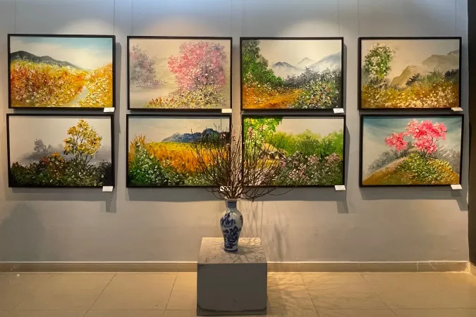Ngập tràn sắc xuân tại Triển lãm hội hoạ “Xuân Trong Tôi” 4