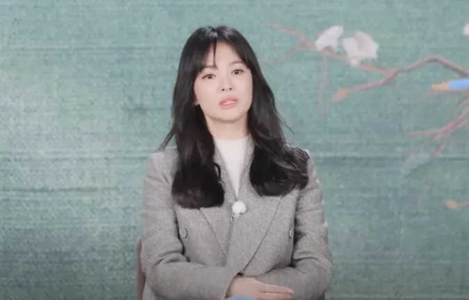 Song Hye Kyo tiết lộ về điều thú vị trong cảnh cởi đồ của 'The Glory' 4