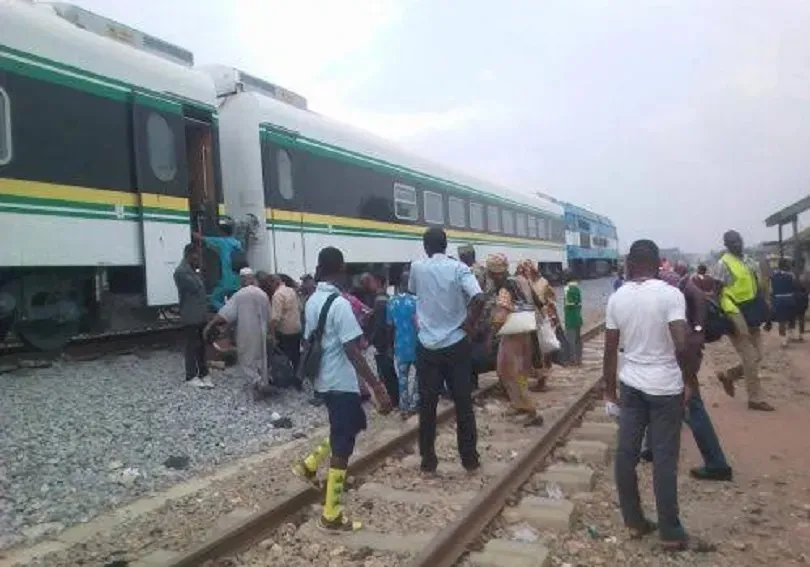 Nhóm tay súng bắt cóc 32 người tại nhà ga xe lửa ở Nigeria