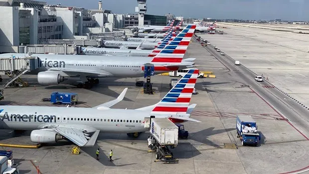 Mỹ: Hàng ngàn chuyến bay bị hoãn do sự cố hệ thống cảnh báo 1