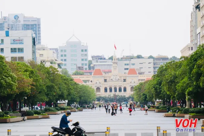 Điều chỉnh giao thông khu vực công trường Quách Thị Trang và giao lộ Nguyễn Huệ - Lê Lợi 1