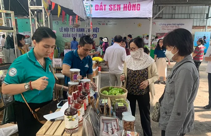 Khai mạc Phiên chợ “Tết Xanh – quà Việt Xuân Quý Mão 2023” với hàng trăm sản phẩm nông nghiệp 2