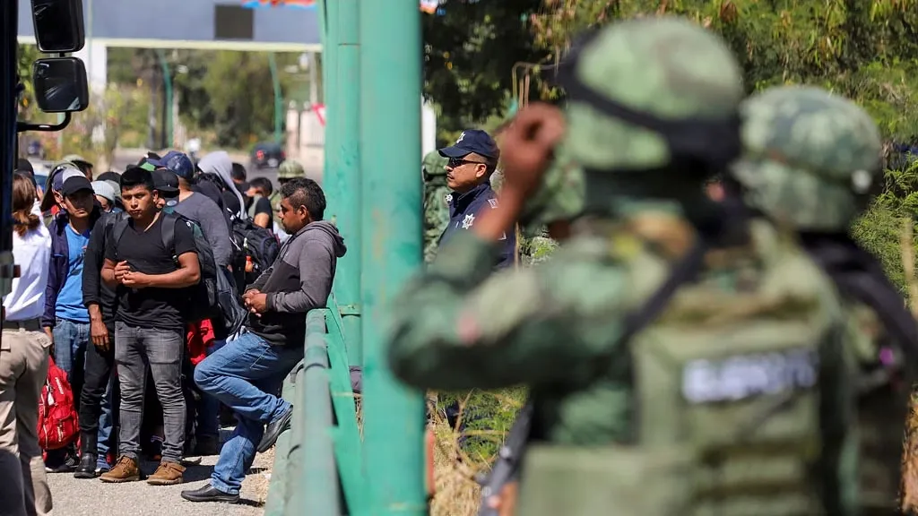 Phát hiện gần 300 người di cư bất hợp pháp ở Mexico