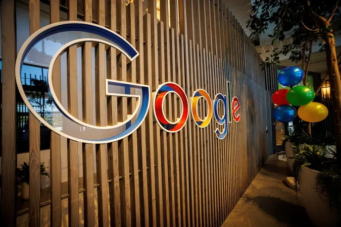 Công ty mẹ của Google thông báo cắt giảm 12.000 việc làm 1