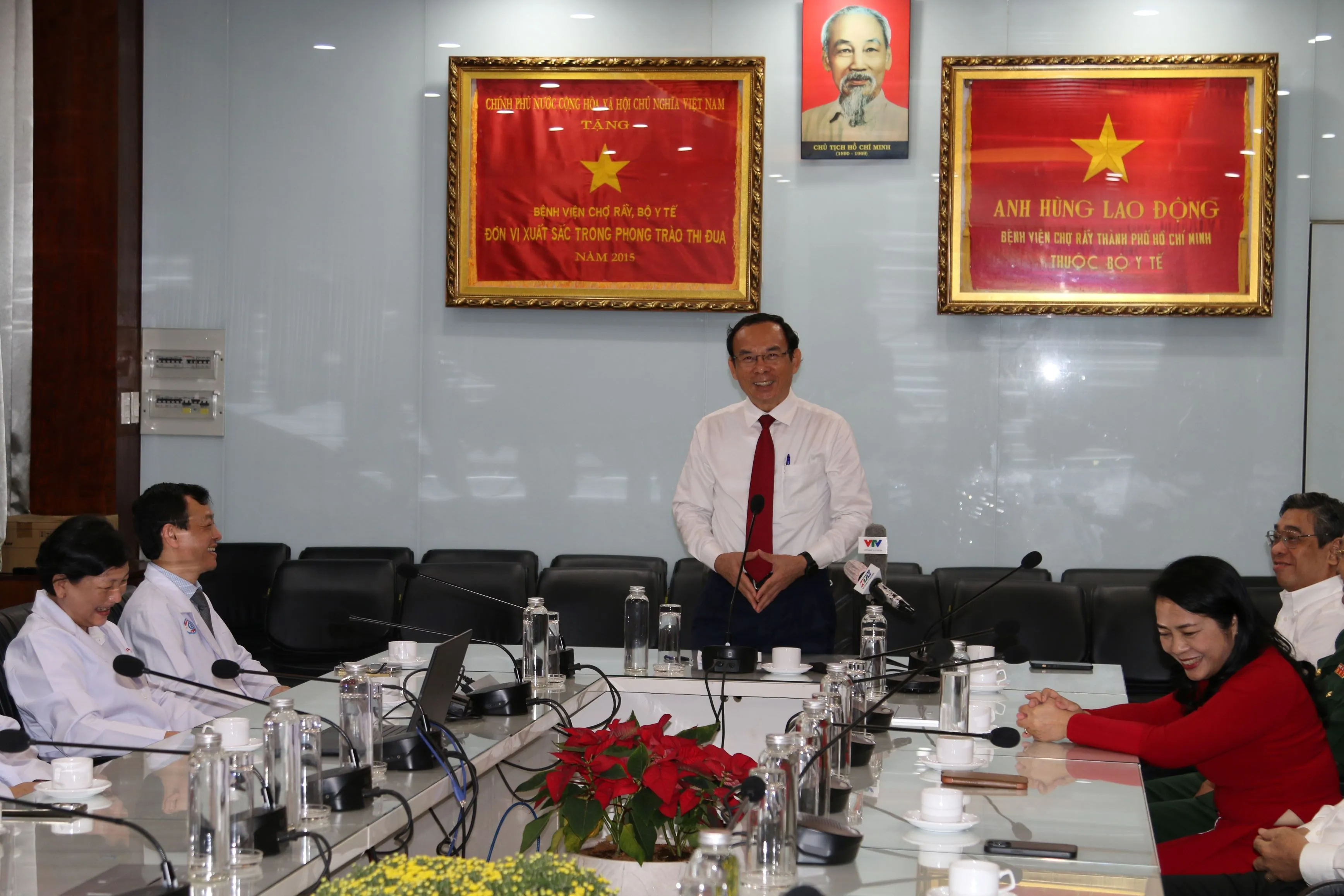 Bí thư Thành ủy Nguyễn Văn Nên và lãnh đạo TP thăm, chúc Tết các đơn vị “trực chiến” 1