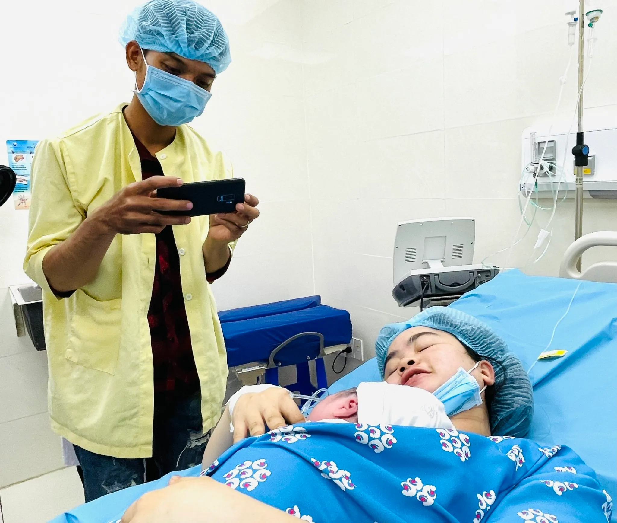 TPHCM chào đón những công dân đầu tiên năm Qúy Mão 2023