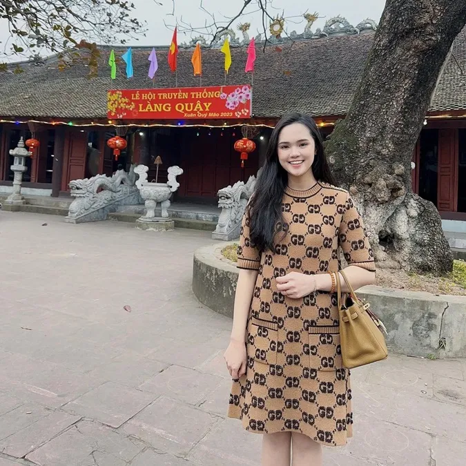 Sao Việt gây chú ý với thời trang đi lễ chùa đầu năm Quý Mão 2023 9
