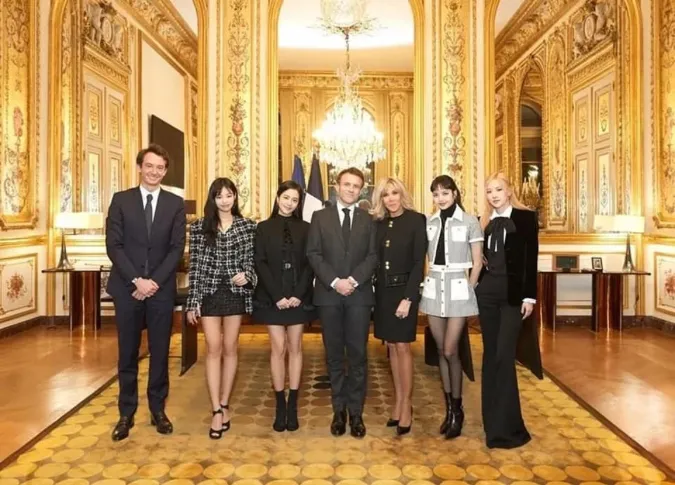 Blackpink xuất hiện chung khung hình cùng tổng thống Macron và phu nhân 4