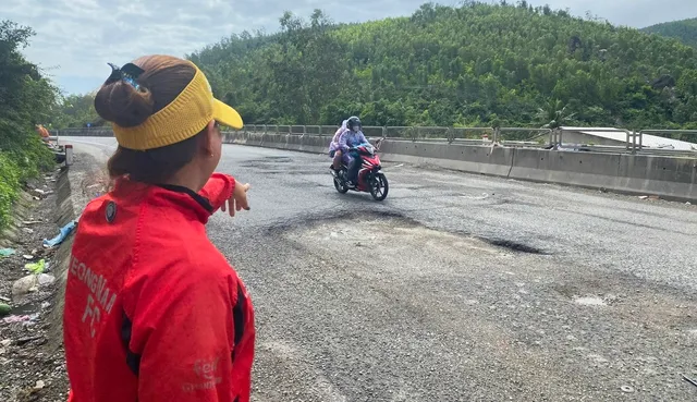 Quốc lộ 1 lại hư hỏng nghiêm trọng