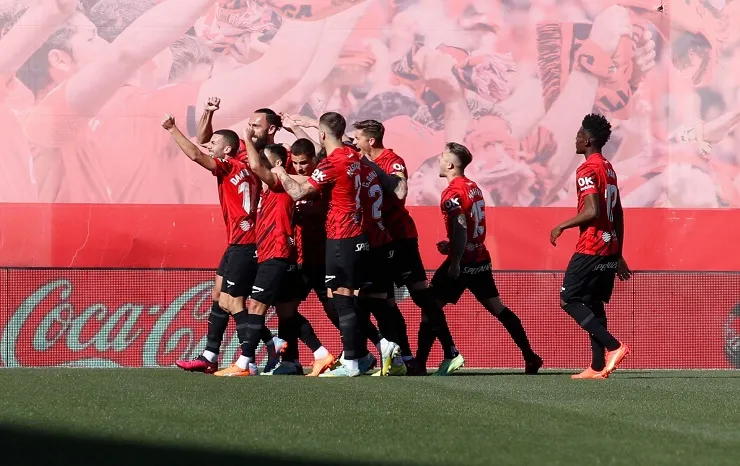 La Liga: Sẩy chân trên sân Mallorca, Real dần hụt hơi