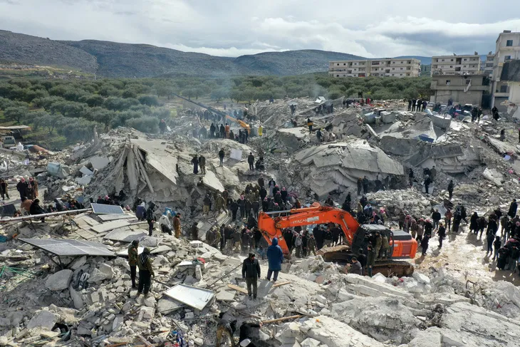 LHQ hỗ trợ khẩn cấp nạn nhân vụ động đất Thổ Nhĩ Kỳ 1