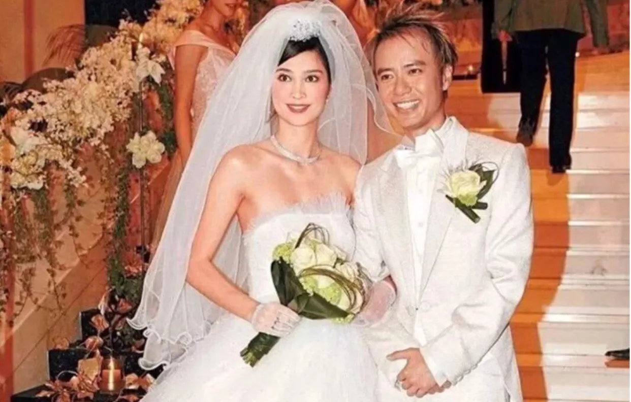   Lư Thục Nghi và Lý Khắc Cần kết hôn vào năm 2006