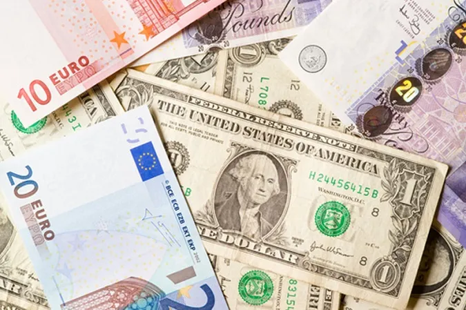 Tỷ giá ngoại tệ hôm nay 14/2/2023: USD thế giới giảm nhẹ, euro, bảng Anh tăng 1