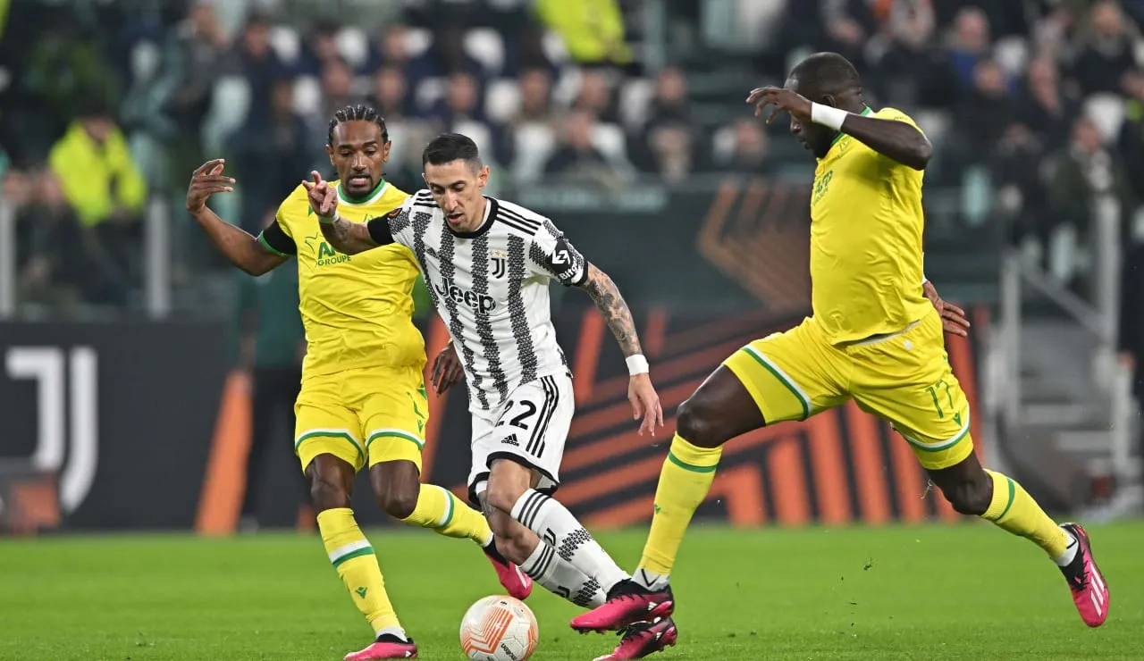 Europa League: Juve rơi chiến thắng, Roma gây thất vọng