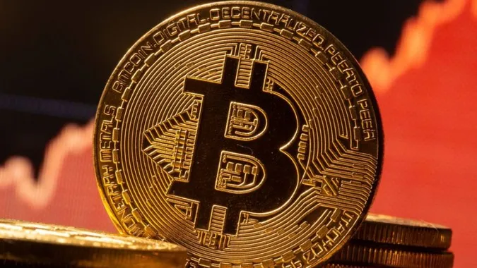 Giá Bitcoin hôm nay 17/2/2023: Bitcoin mất 1.000 USD trong đêm 3