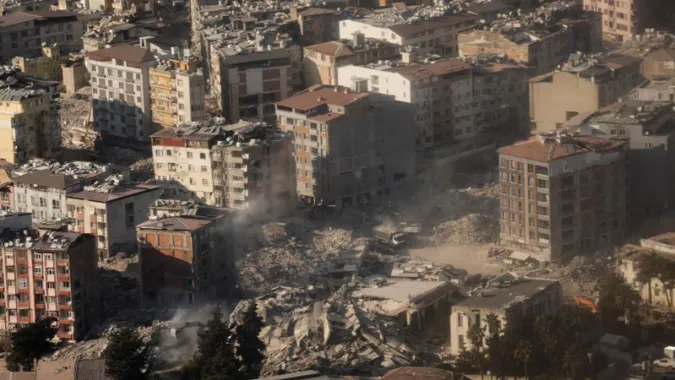 Động đất Thổ Nhĩ Kỳ và Syria: 6000 dư chấn; Số người thiệt mạng hơn 46.000 người