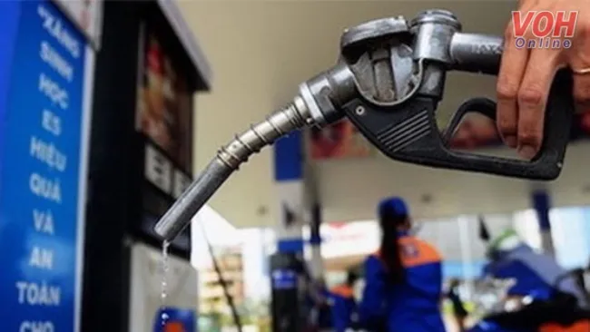 Giá xăng dầu quay đầu giảm nhẹ 1