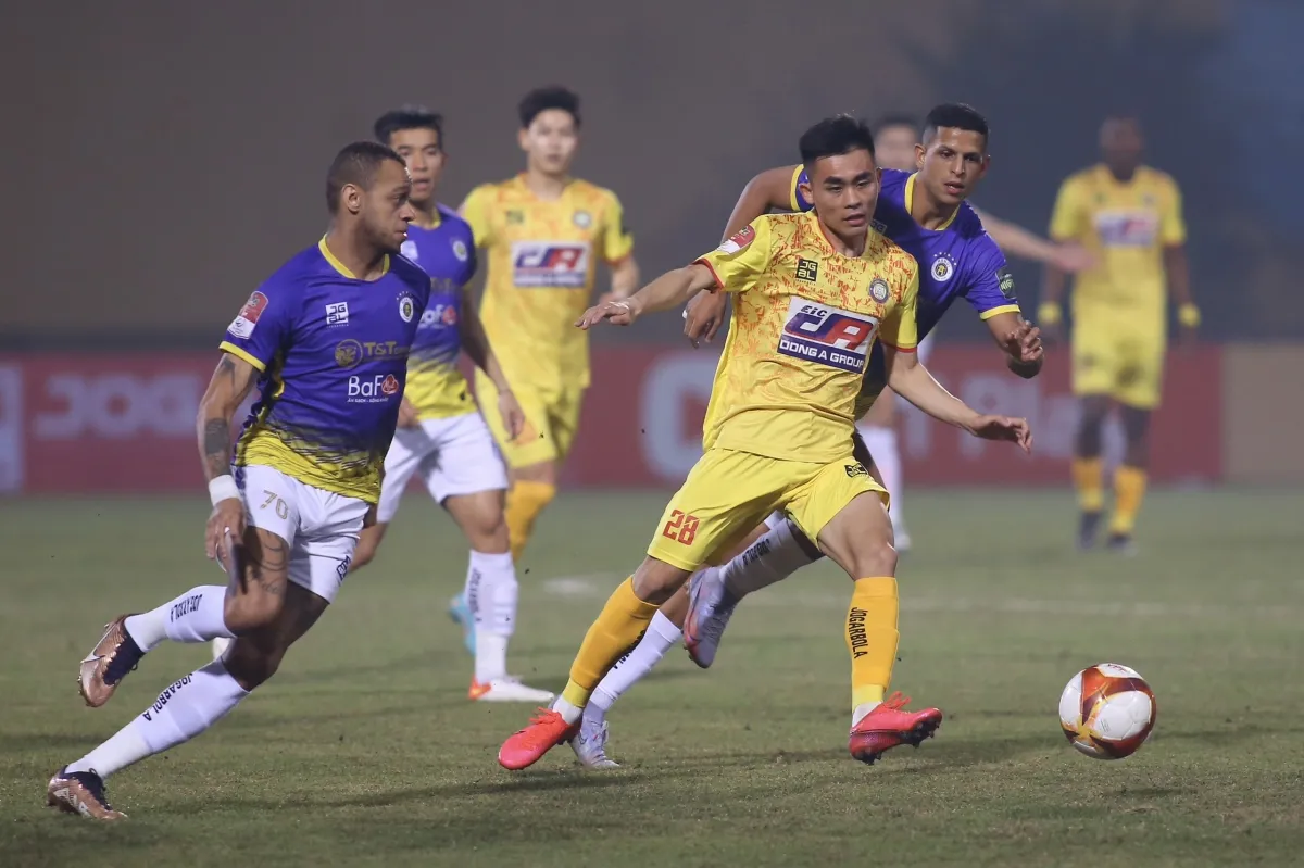 V-League 2023 sau vòng 4: Ngôi đầu vào tay Bình Định