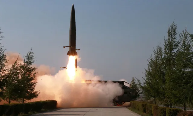 Triều Tiên lại bị lên án vì tiến hành các vụ phóng tên lửa 1
